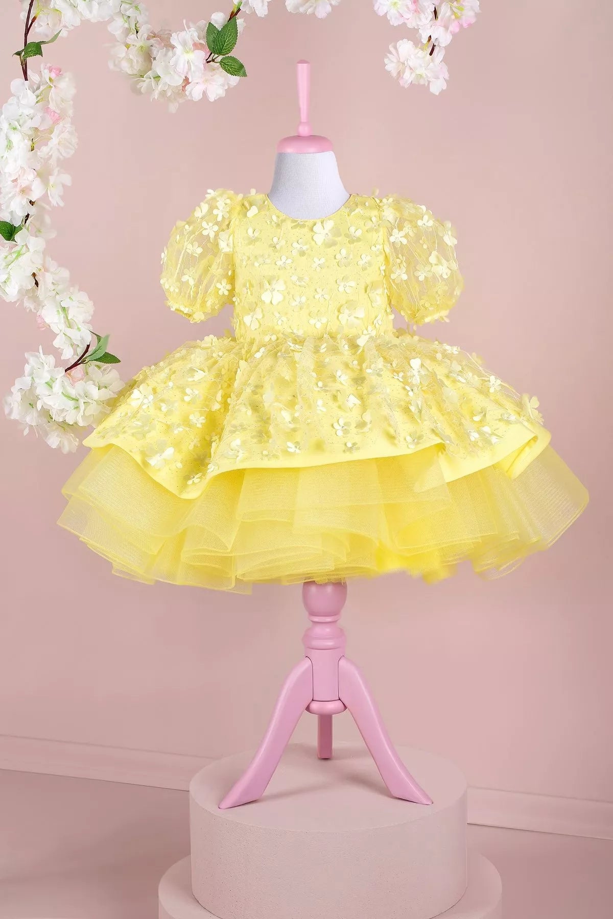Price Blitz trendy dressFiona Yellow Party Dress - Layered