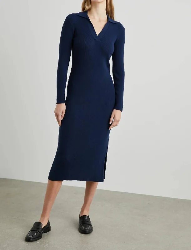 Get It Before It’s Gone fitted dressLuciana Dress In Navy