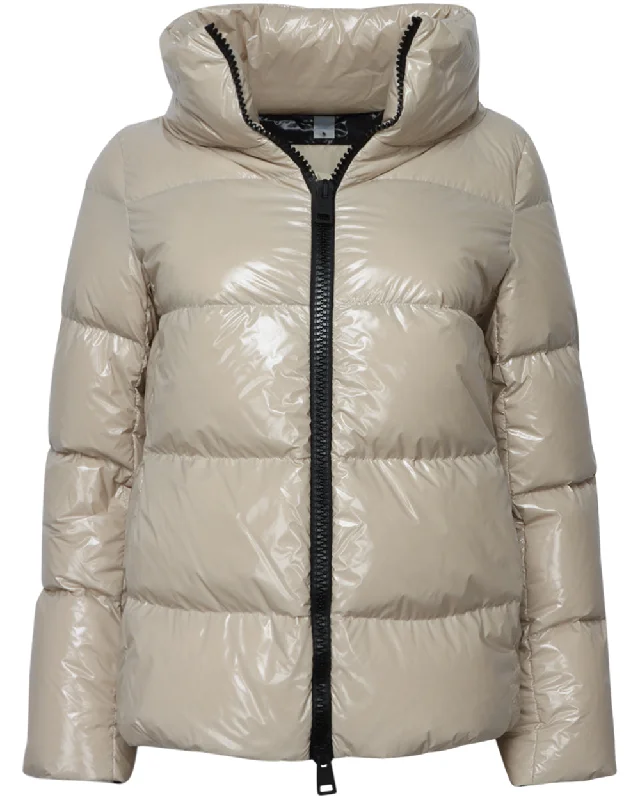 Savings Spectacular outdoor adventure coatChantilly Quilted Gloss Jacket