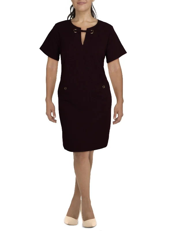 Last Chance structured dressPlus Womens Grommet Short Sleeve Shift Dress